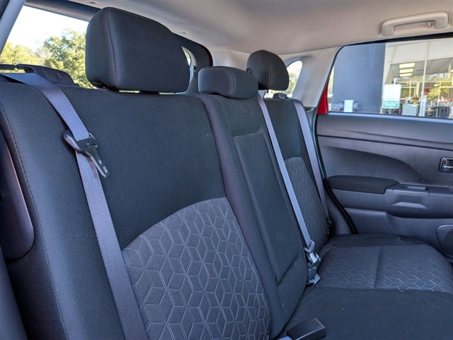 2023 Mitsubishi Outlander Sport SE:41531N