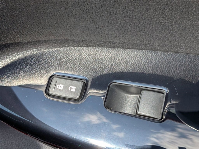 2025 Mitsubishi Eclipse Cross LE:M241570