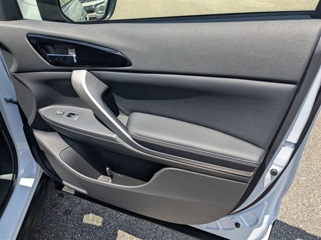 2025 Mitsubishi Eclipse Cross SEL:M241550