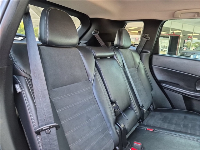 2023 Mitsubishi Outlander SE:30052N
