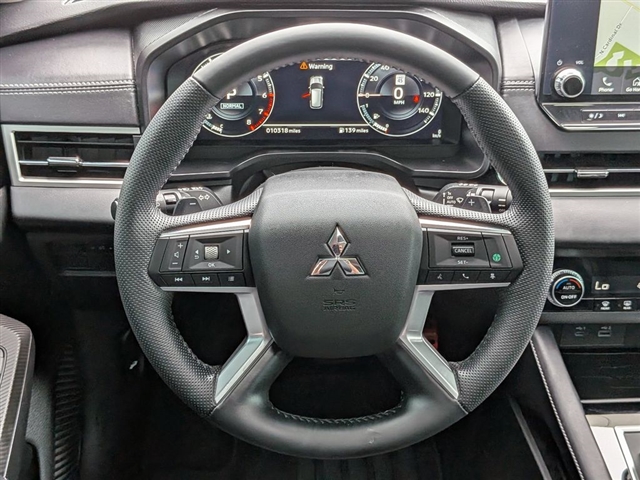2024 Mitsubishi Outlander SE:30283N
