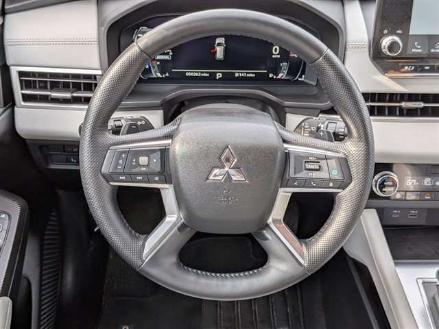 2023 Mitsubishi Outlander SE:39881N