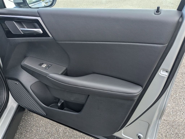 2025 Mitsubishi Outlander SE:MM39600