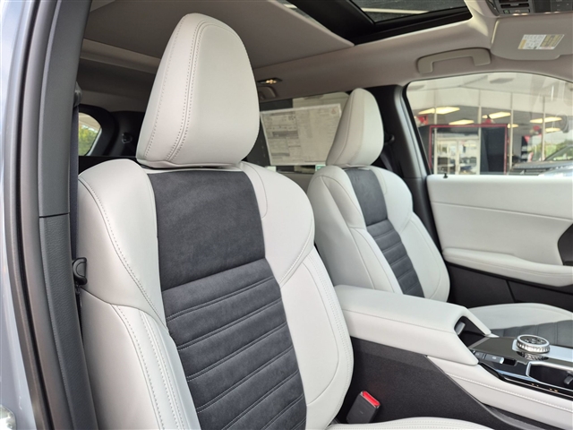 2026 Mitsubishi Outlander SE:MI30620
