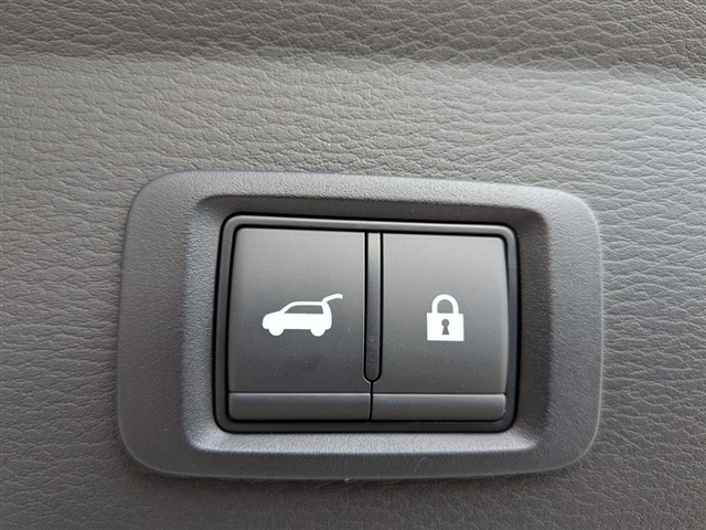 2026 Mitsubishi Outlander SE:MI30160