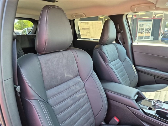 2026 Mitsubishi Outlander SE:MI30520