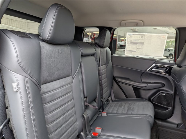 2026 Mitsubishi Outlander SE:MI30230