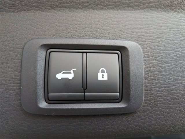 2026 Mitsubishi Outlander SE:MI30140