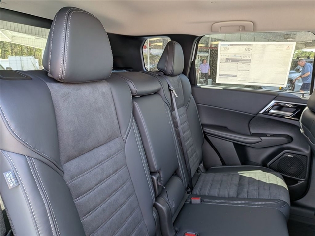 2026 Mitsubishi Outlander SE:MI30330