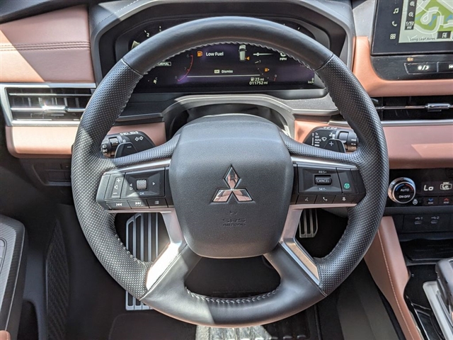 2025 Mitsubishi Outlander SEL:MU39520