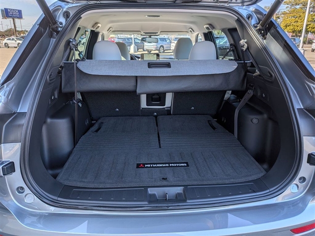 2022 Mitsubishi Outlander SEL Launch Edition:39772N