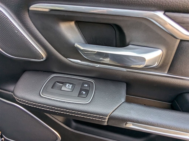 2023 RAM 1500 Laramie:01121U