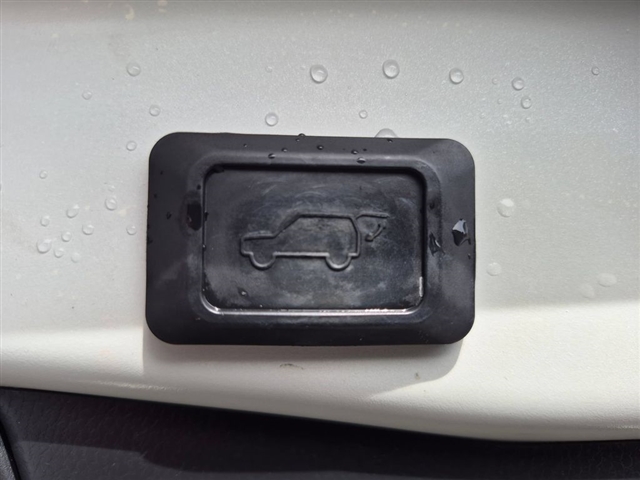 2020 Toyota RAV4 Limited:02570UU