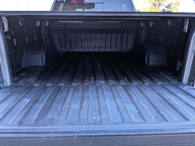 2020 Chevrolet Silverado 1500 High Country:02040UU