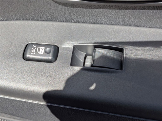 2026 Mitsubishi Outlander Sport SE:MI330360