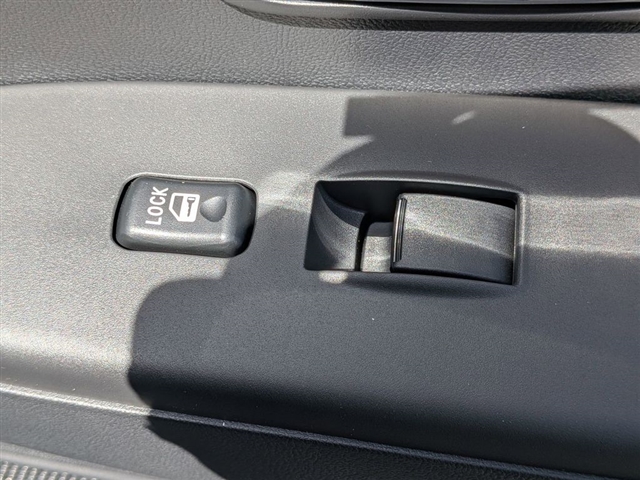 2026 Mitsubishi Outlander Sport SE:MI330380