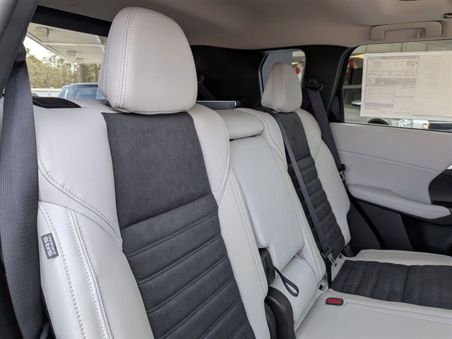 2026 Mitsubishi Outlander SE:MI30170