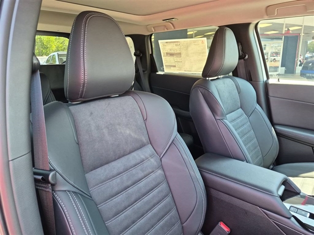 2026 Mitsubishi Outlander SE:MI30530