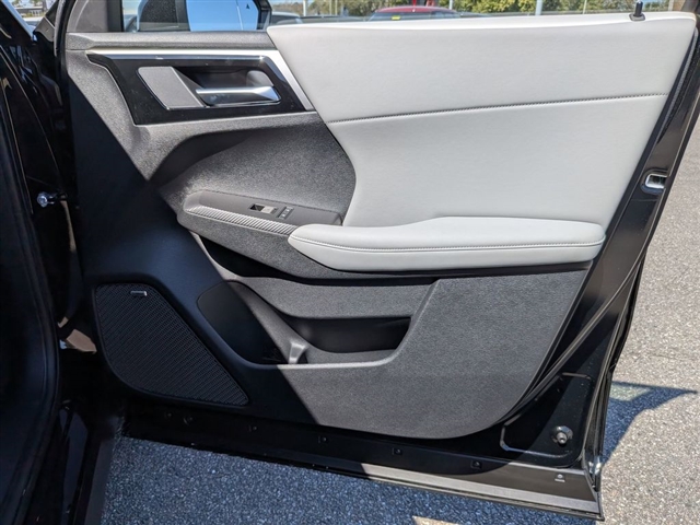 2026 Mitsubishi Outlander SE:MI30300