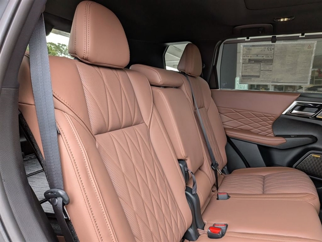 2025 Mitsubishi Outlander SEL:MM39950