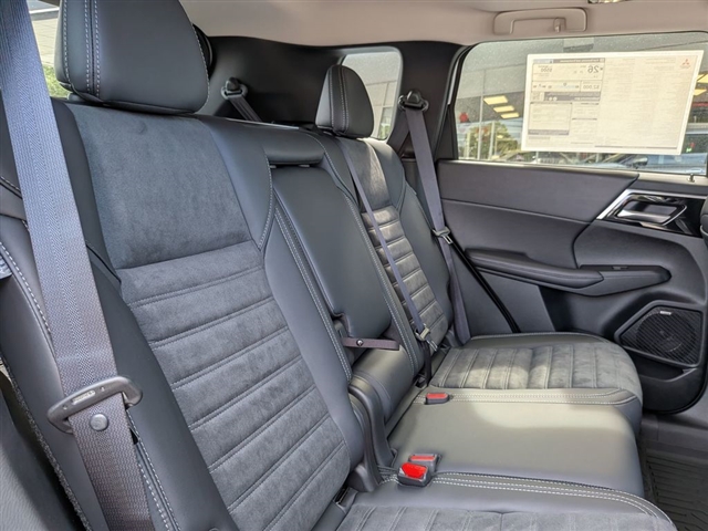 2025 Mitsubishi Outlander Trail Edition:MM139780