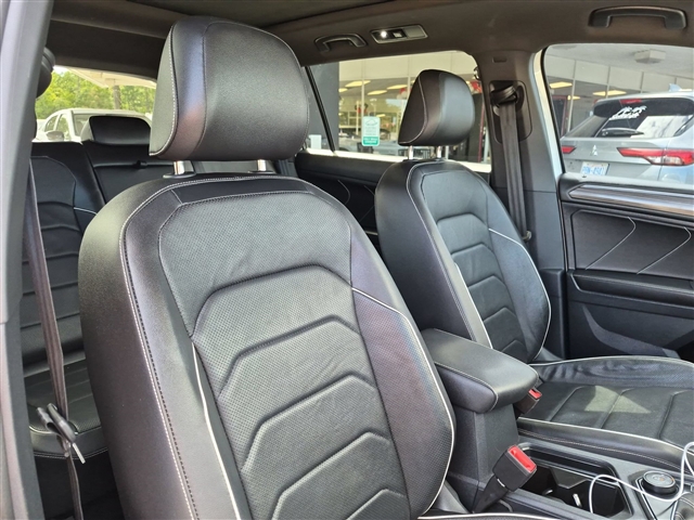 2022 Volkswagen Tiguan SEL R-LINE - Photo 34