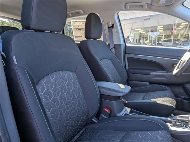 2025 Mitsubishi Outlander Sport ES:MM339800