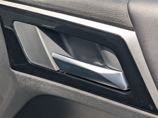 2025 Mitsubishi Outlander SE:MM39590