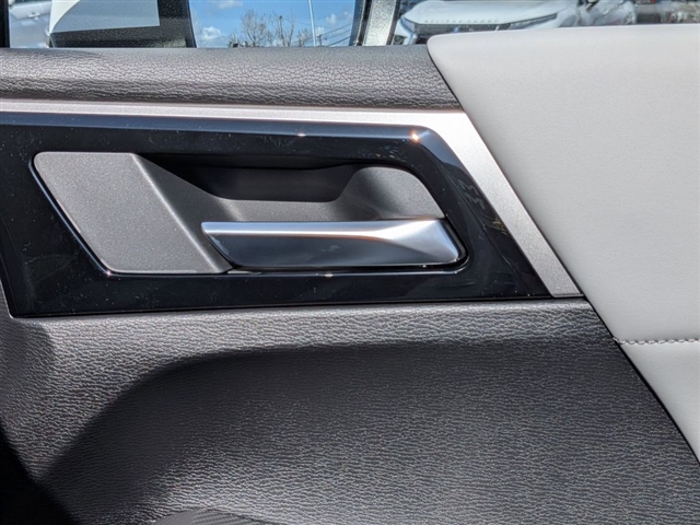 2026 Mitsubishi Outlander SE:MI30280