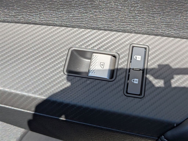 2026 Mitsubishi Outlander SE:MI30420
