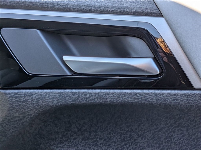 2026 Mitsubishi Outlander SE:MI30080