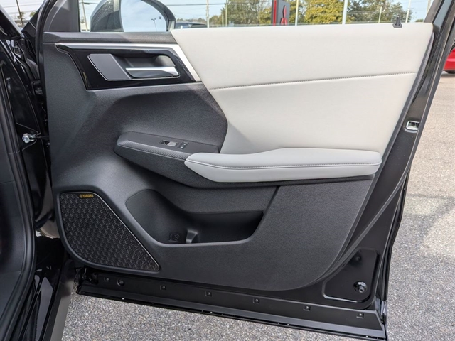 2026 Mitsubishi Outlander SE:MI30150