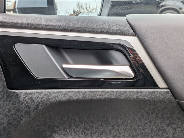 2026 Mitsubishi Outlander SE:MI30220