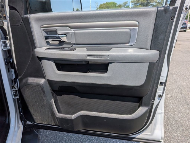 2018 RAM 1500 SLT:02170UU