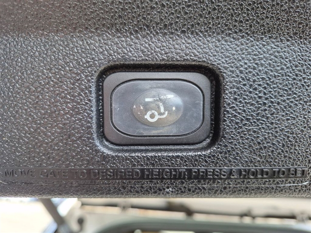 2017 Ford Explorer Limited:02560UU