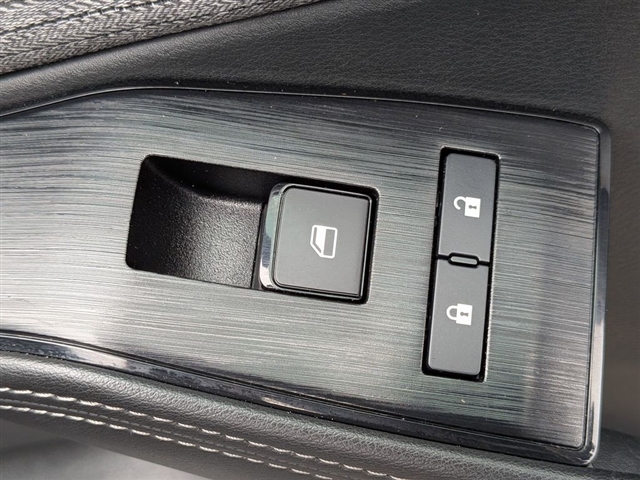 2021 Nissan Rogue SV:39502N