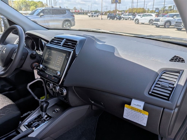 2026 Mitsubishi Outlander Sport SE:MI330350