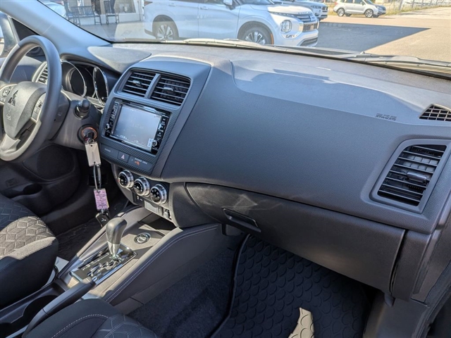 2025 Mitsubishi Outlander Sport ES:MM339800