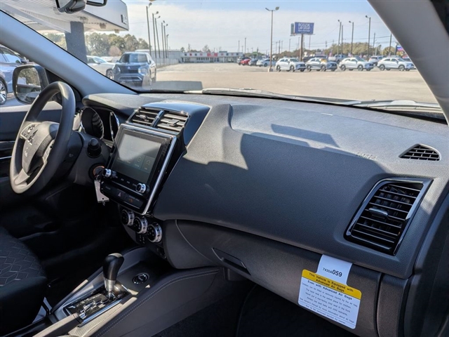 2026 Mitsubishi Outlander Sport SE:MI330190