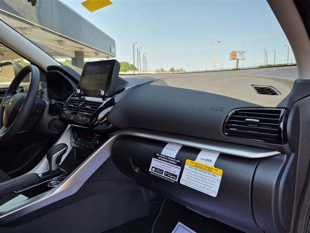2026 Mitsubishi Eclipse Cross LE:M241580