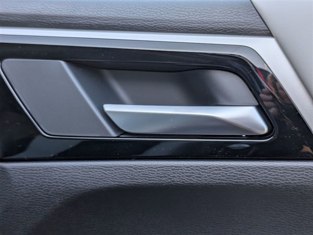 2026 Mitsubishi Outlander SE:MI30090