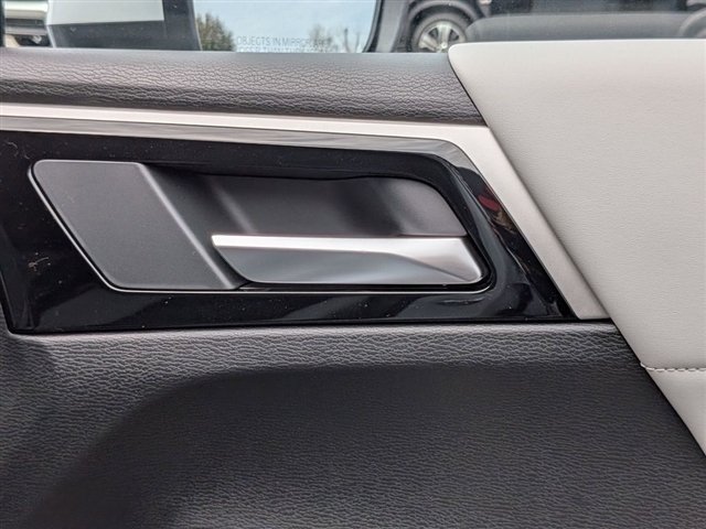 2026 Mitsubishi Outlander SE:MI30210