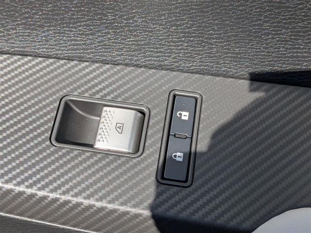 2026 Mitsubishi Outlander SE:MI30300