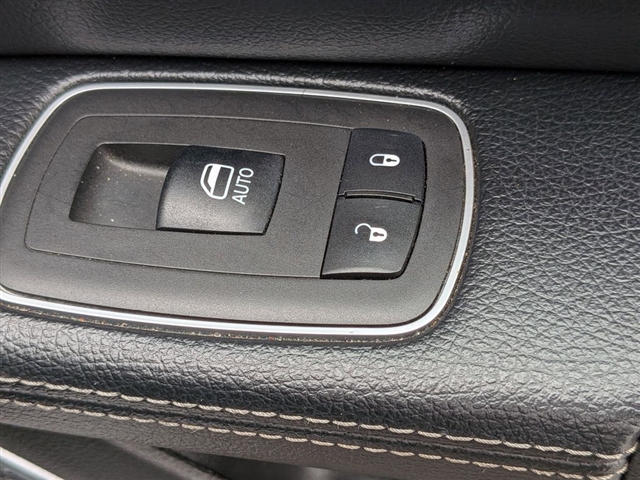 2023 RAM 1500 Laramie:02240UU