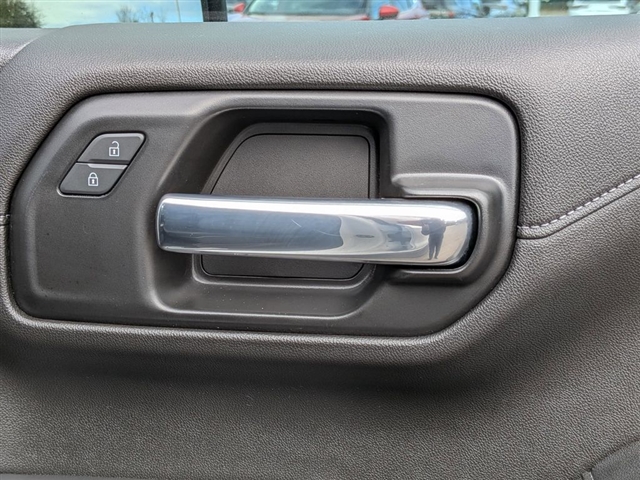 2021 Chevrolet Silverado 1500 LT Trail Boss:02130UU