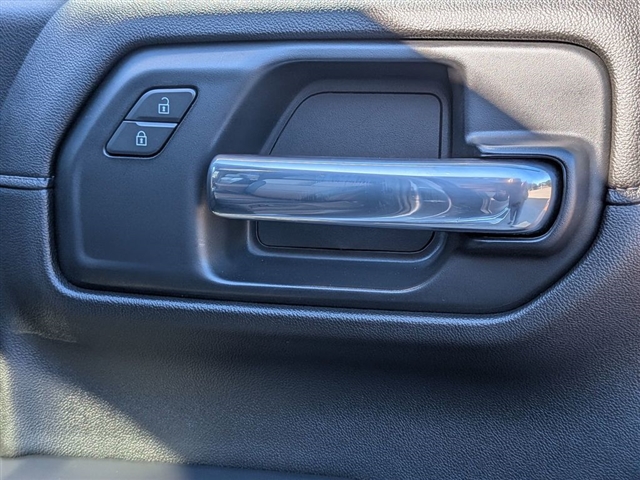 2020 Chevrolet Silverado 1500 High Country:02040UU