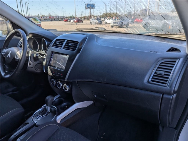 2013 Mitsubishi Outlander Sport SE:39992N