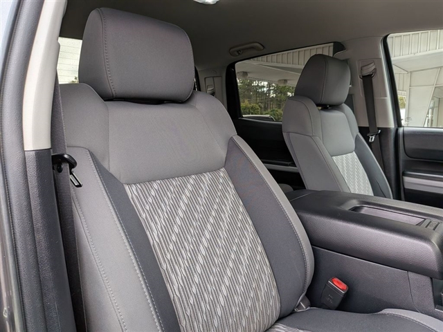 2020 Toyota Tundra SR5:01960UU