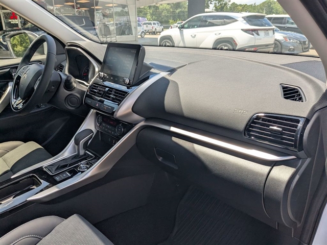 2025 Mitsubishi Eclipse Cross SEL:M241550