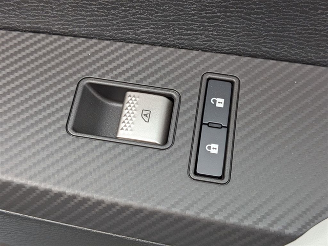 2025 Mitsubishi Outlander SE:MM39820